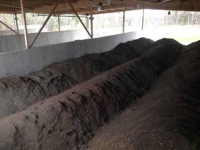 Le compost avant d'être vendu aux agriculteurs