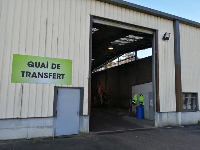 Entrée du quai de transfert de Sainte Julie