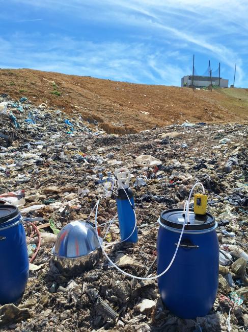 Prélèvement de gaz directement dans le massif de déchets